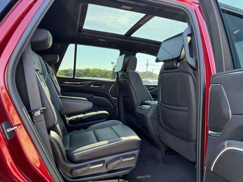 Used 2023 Cadillac Escalade Premium Luxury w/ LPO, Floor Liner Package AWD/4WD image 22