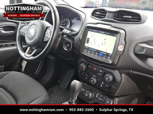 Used 2022 Jeep Renegade Latitude w/ Convenience Group AWD/4WD image 31