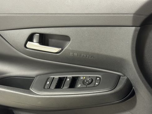 New 2026 Nissan Sentra SV w/ SV Convenience Package FWD image 15
