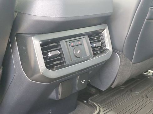 Used 2024 Ford F250 Platinum AWD/4WD image 30