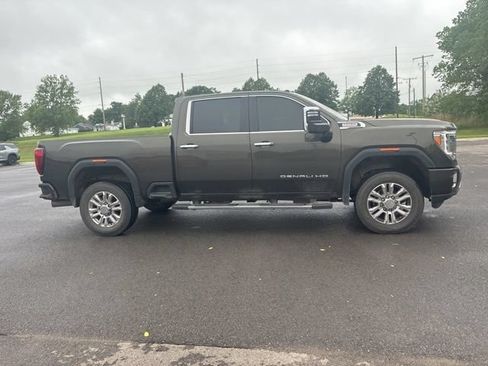 Used 2023 GMC Sierra 3500 Denali w/ Technology Package AWD/4WD image 7