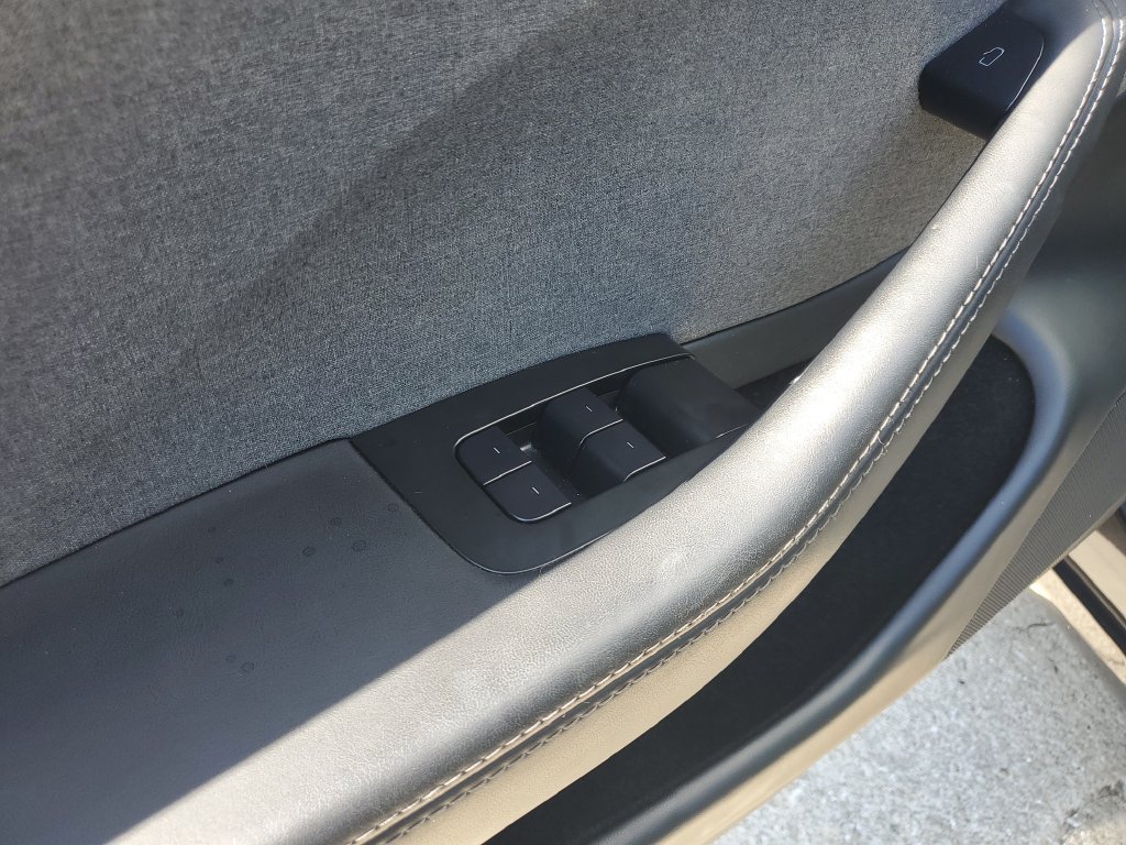 Used 2025 Tesla Model 3 Long Range RWD image 27