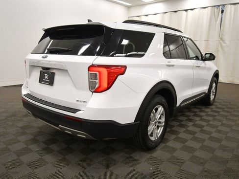 Used 2023 Ford Explorer XLT w/ Equipment Group 202A image 8