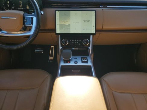 Used 2023 Land Rover Range Rover SE AWD/4WD image 30
