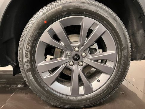 New 2026 Ford Explorer Active w/ Active Comfort Package image 9