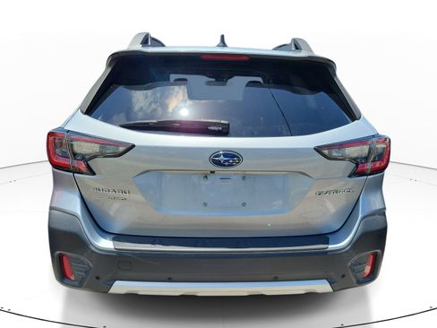 Used 2020 Subaru Outback Limited AWD/4WD image 5