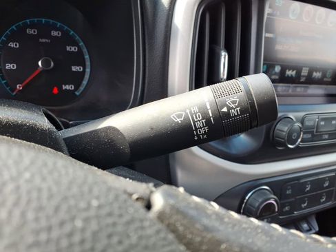 Used 2018 GMC Canyon SLE w/ SLE Convenience Package image 19