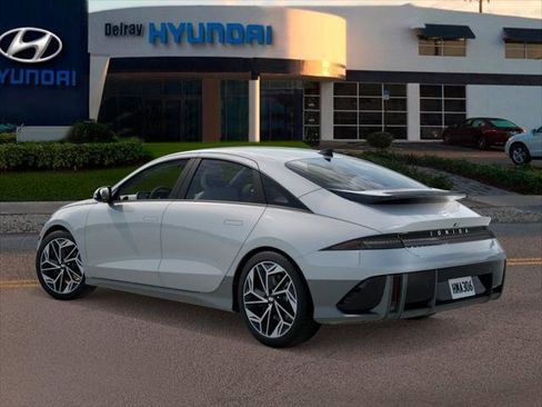 New 2025 Hyundai Ioniq 6 SEL image 5