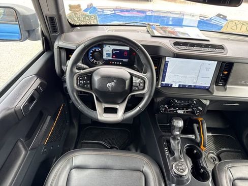 Used 2024 Ford Bronco Badlands AWD/4WD image 12