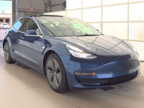Used 2020 Tesla Model 3 Long Range AWD/4WD image 2