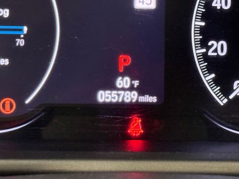 Used 2018 Honda Accord Sport image 29