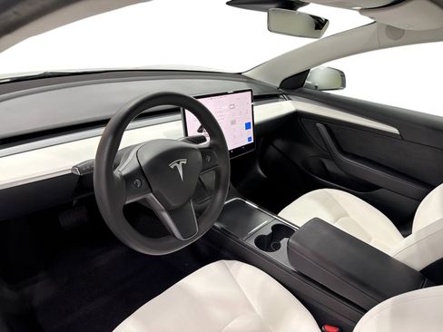 Certified 2023 Tesla Model 3 Standard Range RWD image 9