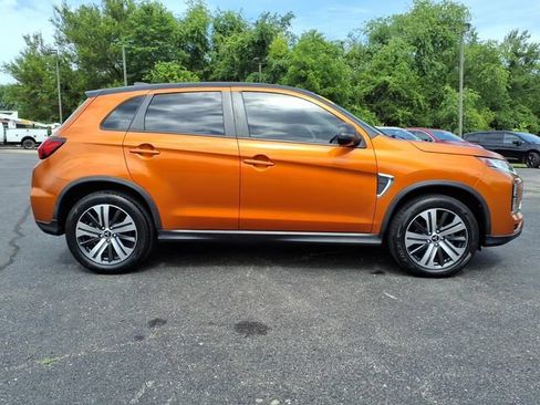 Used 2020 Mitsubishi Outlander Sport SE FWD image 8