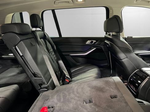 Used 2022 BMW X7 xDrive40i image 19