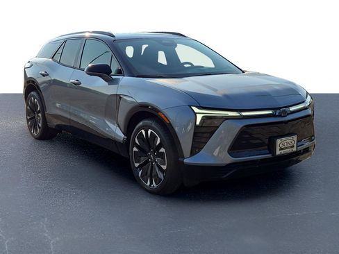 New 2025 Chevrolet Blazer EV RS image 3