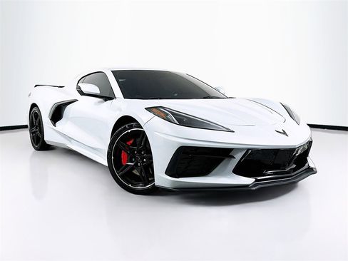 Used 2021 Chevrolet Corvette Stingray Preferred Cpe w/ Z51 Performance Package image 1