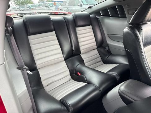 Used 2007 Ford Mustang GT Premium RWD image 8