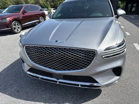 Used 2023 Genesis GV70 2.5T w/ Advanced Package AWD/4WD image 2