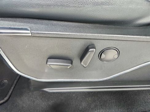 Used 2024 Ford F250 Lariat w/ Sport Appearance Package image 20