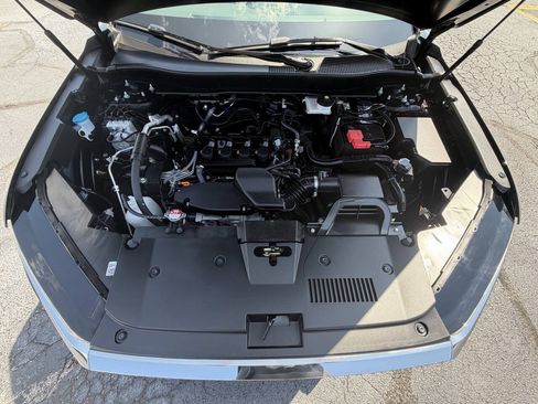 Used 2025 Honda CR-V LX image 22