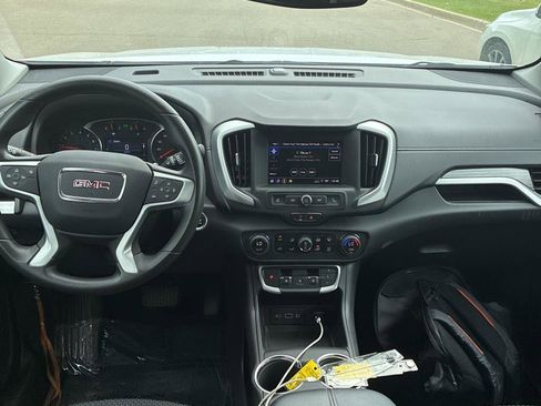 Used 2023 GMC Terrain SLE w/ Driver Convenience Package AWD/4WD image 7