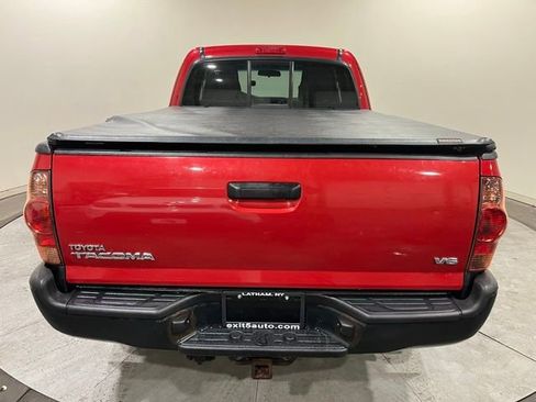 Used 2015 Toyota Tacoma 4x4 Access Cab V6 image 10