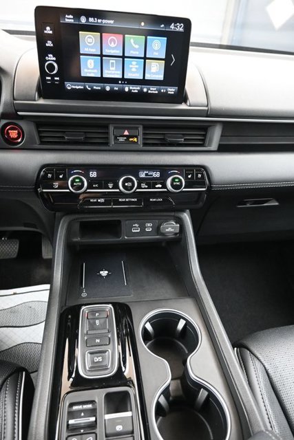 Used 2023 Honda Pilot Elite image 28