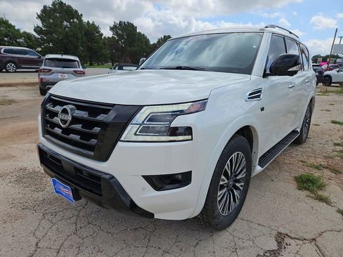Used 2021 Nissan Armada SL w/ Midnight Edition Package RWD image 4
