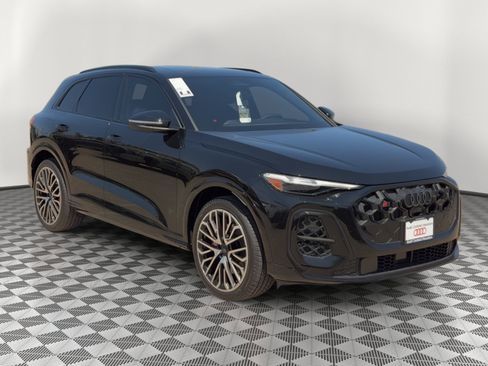 New 2026 Audi SQ5 Premium Plus AWD/4WD image 7