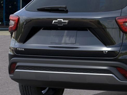 New 2026 Chevrolet Trax LT image 14