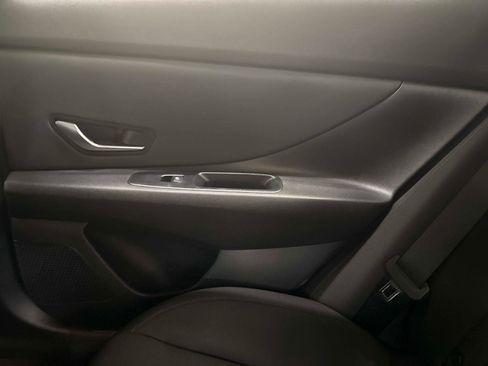 Used 2024 Hyundai Elantra SEL w/ Convenience Package image 15