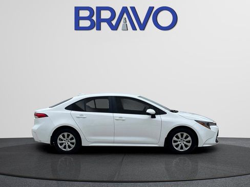 Used 2026 Toyota Corolla LE FWD image 4