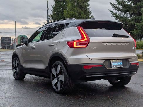 Used 2023 Volvo XC40 Recharge Ultimate w/ Protection Package Premier image 5