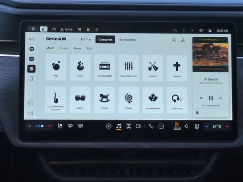 Used 2025 Rivian R1T Adventure Dual AWD/4WD image 15