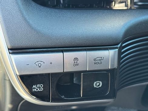Certified 2024 Hyundai Ioniq 5 Limited image 25