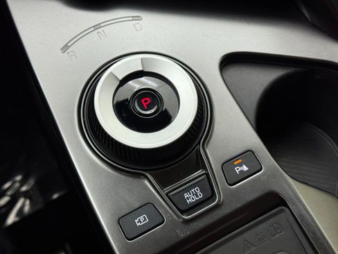 Used 2022 Kia EV6 Wind image 30