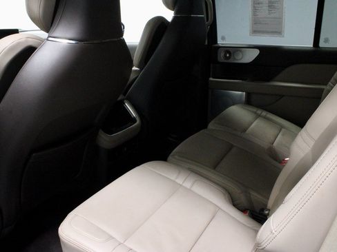 Used 2023 Lincoln Navigator Reserve w/ Equipment Group 201A image 22