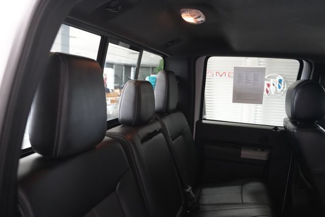 Used 2016 Ford F250 Lariat w/ Lariat Ultimate Package AWD/4WD image 16