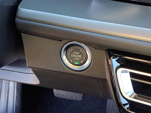 New 2026 Chevrolet Traverse LT w/ LPO, Floor Liner Package image 11