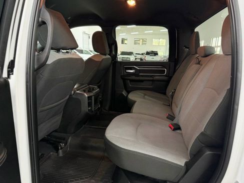 Used 2024 RAM 2500 Big Horn AWD/4WD image 16
