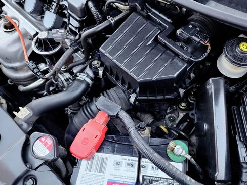 Used 2010 Honda Civic LX image 32