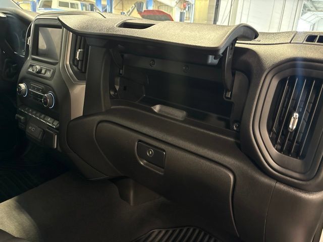 Used 2024 Chevrolet Silverado 2500 Custom w/ Custom Value Package AWD/4WD image 39