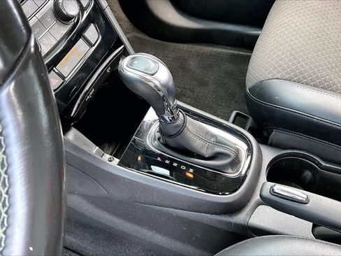 Used 2019 Buick Encore Preferred image 13