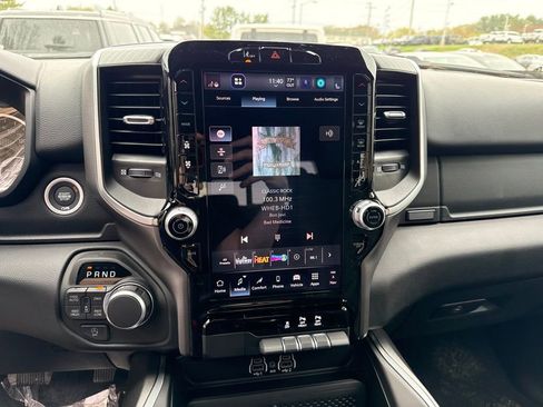 New 2026 RAM 1500 4x4 Crew Cab image 12