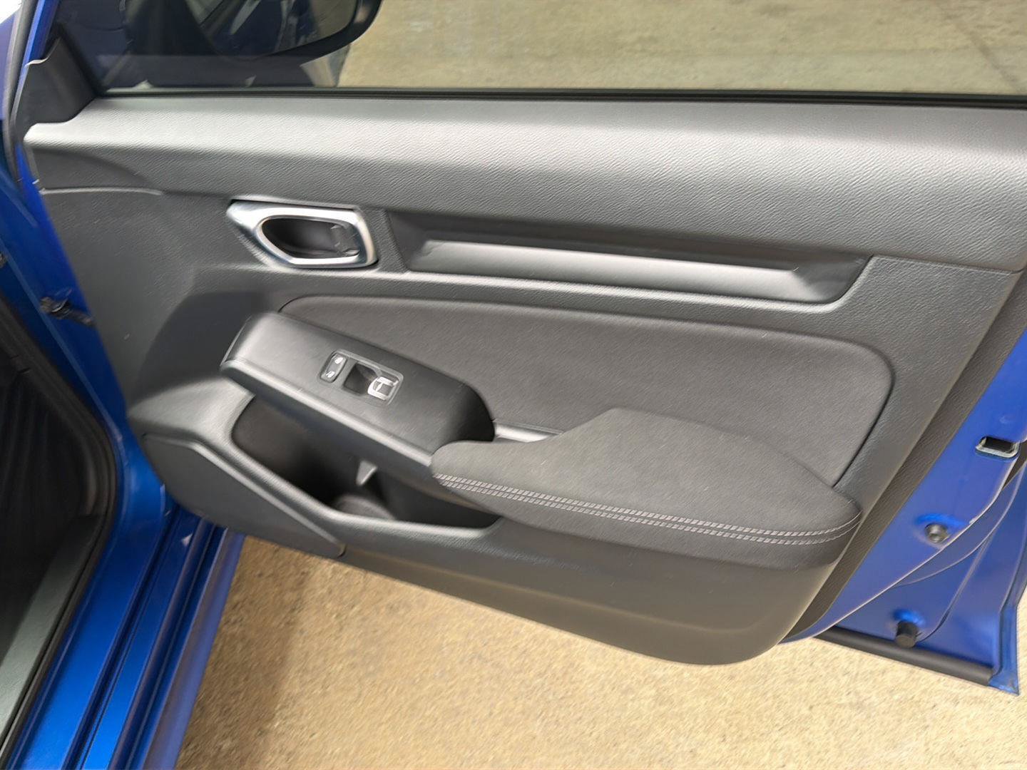 Used 2023 Honda Civic Sport image 14