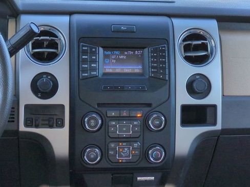 Used 2013 Ford F150 XLT w/ Luxury Equipment Group RWD image 18