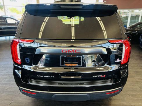 Used 2021 GMC Yukon XL AT4 w/ AT4 Premium Plus Package AWD/4WD image 8