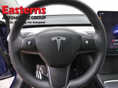 Used 2023 Tesla Model 3 Standard Range RWD image 10