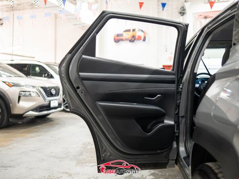 Used 2025 Hyundai Tucson SEL image 40