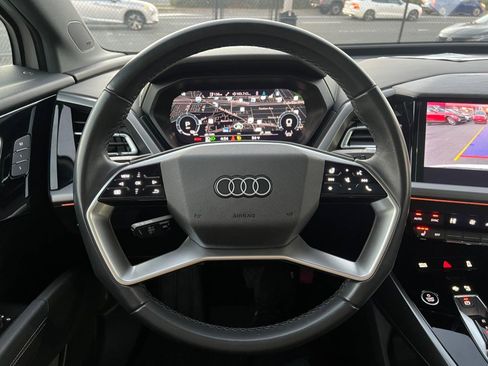 Used 2023 Audi Q4 e-tron Premium Plus w/ Premium Plus image 13